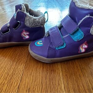 Ten Little Furry High Tops Size 8.5 toddler